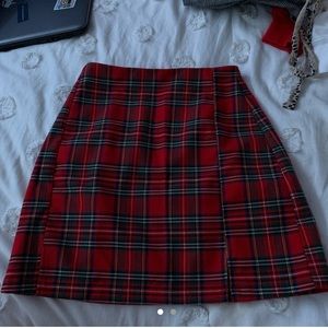 Brandy Melville Cara skirt